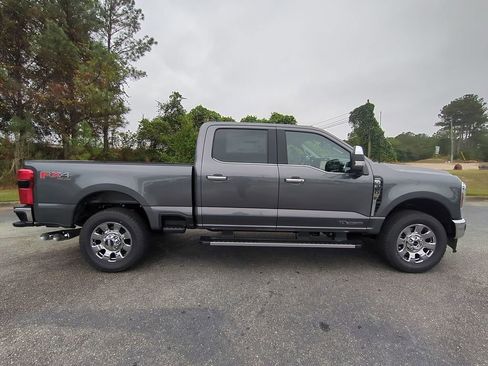 New 2026 Ford F350 Lariat w/ Chrome Package image 2