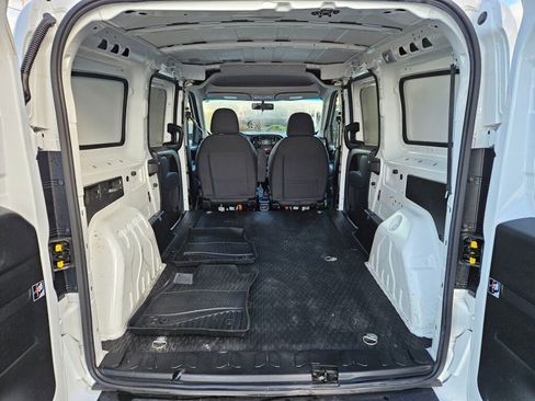 Used 2017 RAM ProMaster City Tradesman SLT w/ Rear Back-up Camera Group image 9