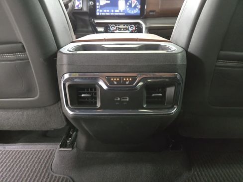 Used 2023 GMC Sierra 1500 Denali Ultimate AWD/4WD image 31