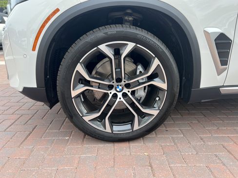 Used 2026 BMW X5 xDrive40i AWD/4WD image 13