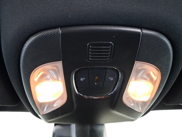 Used 2025 Jeep Compass Limited AWD/4WD image 14