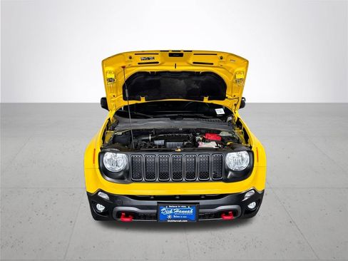 Used 2023 Jeep Renegade Trailhawk AWD/4WD image 22