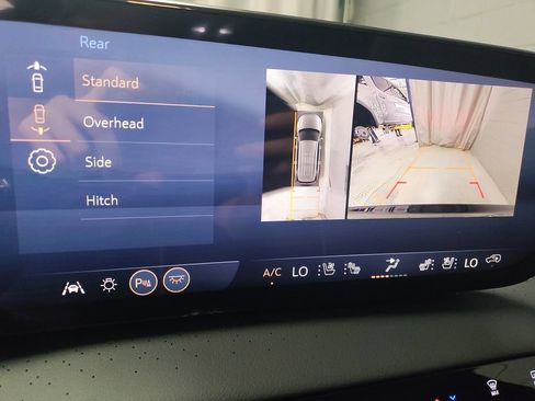 New 2026 Buick Enclave Avenir w/ Super Cruise Package FWD image 32