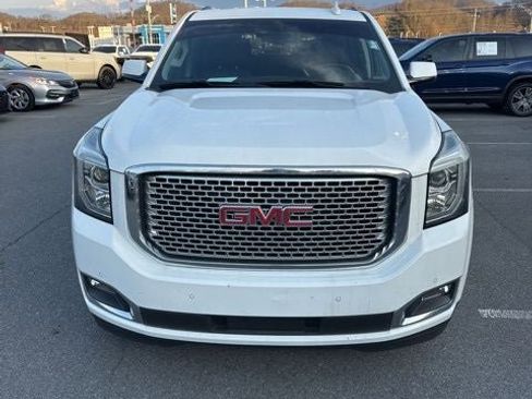 Used 2017 GMC Yukon Denali w/ Open Road Package image 5