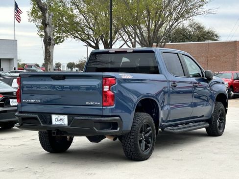 Used 2024 Chevrolet Silverado 1500 Custom Trail Boss AWD/4WD image 3