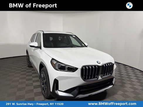 New 2026 BMW X1 xDrive28i w/ Convenience Package AWD/4WD image 1