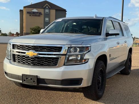 Used 2019 Chevrolet Suburban LT AWD/4WD image 2