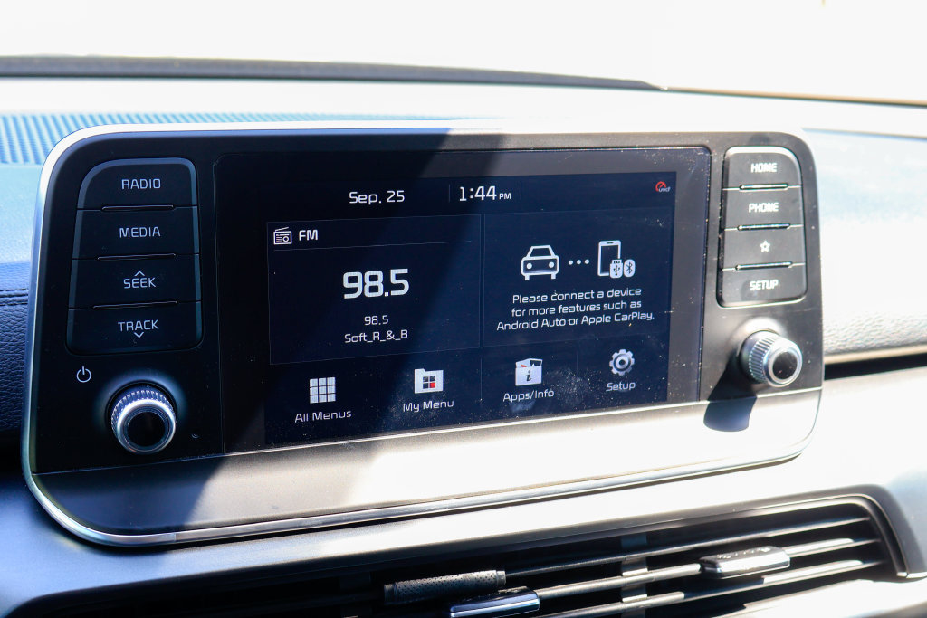 Used 2020 Kia Telluride S FWD image 5