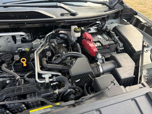 Used 2021 Nissan Rogue SV image 43