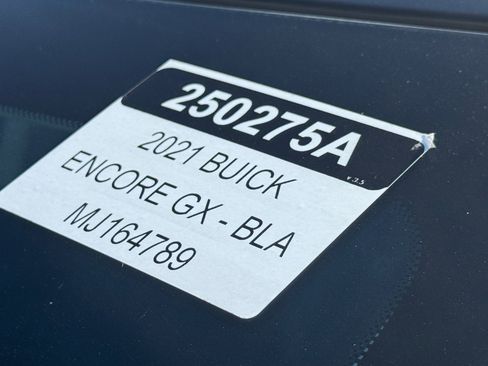 Used 2021 Buick Enclave Avenir w/ Avenir Technology Package image 32