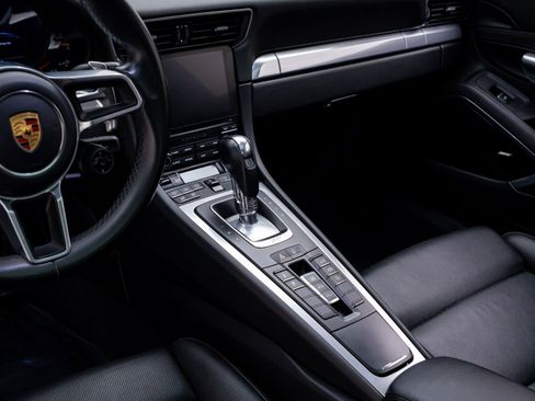 Certified 2017 Porsche 911 Carrera RWD image 13