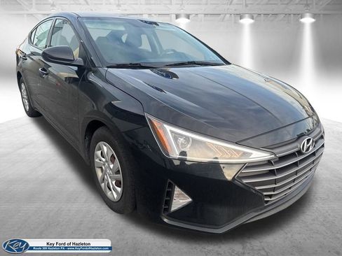 Used 2019 Hyundai Elantra SE w/ Cargo Package image 1
