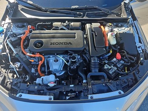 Used 2025 Honda Civic Sport image 33