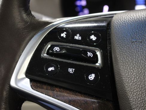 Used 2016 Cadillac XTS Luxury w/ Driver Awareness Package image 12