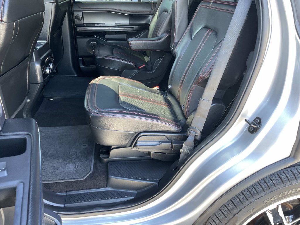 Used 2020 Ford Expedition Limited w/ Equipment Group 303A AWD/4WD image 12