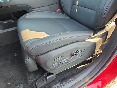 New 2025 Hyundai Santa Fe Calligraphy image 28