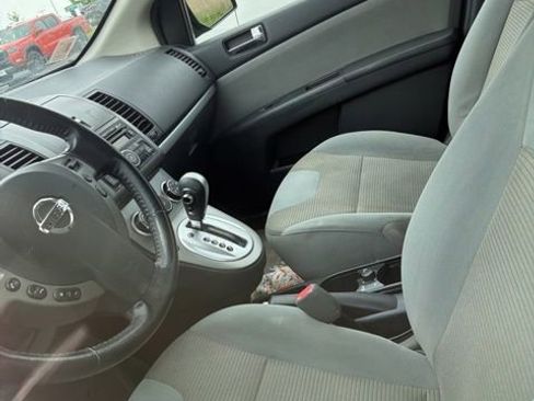 Used 2011 Nissan Sentra 2.0 SR w/ Convenience Pkg FWD image 5
