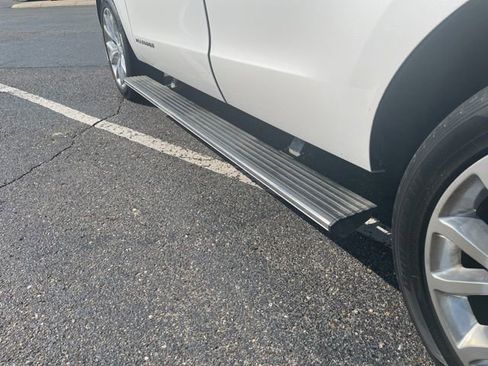 Used 2018 Ford Expedition Platinum RWD image 14