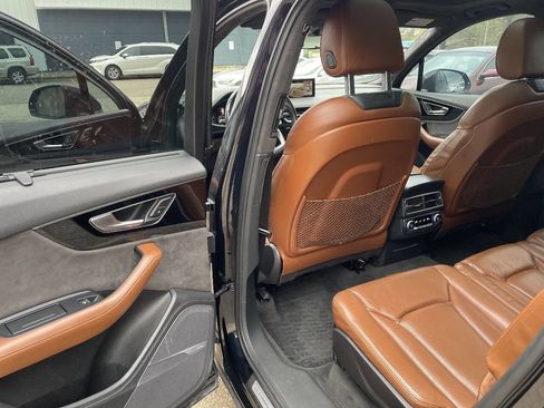 Used 2017 Audi Q7 3.0T Prestige w/ Prestige Package AWD/4WD image 20