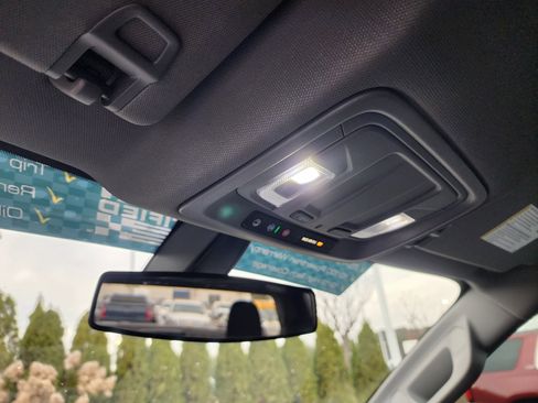 Used 2021 Chevrolet Silverado 1500 RST w/ Z71 Off-Road Package image 36