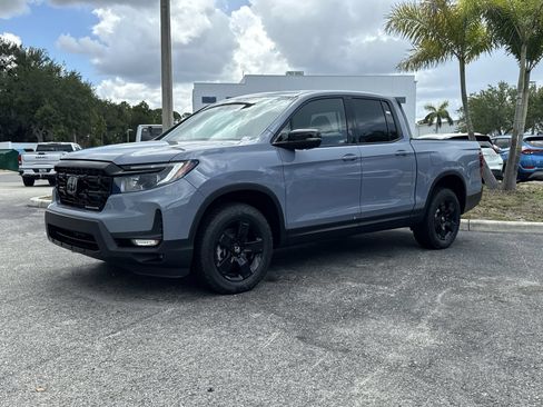 New 2026 Honda Ridgeline Black Edition image 9