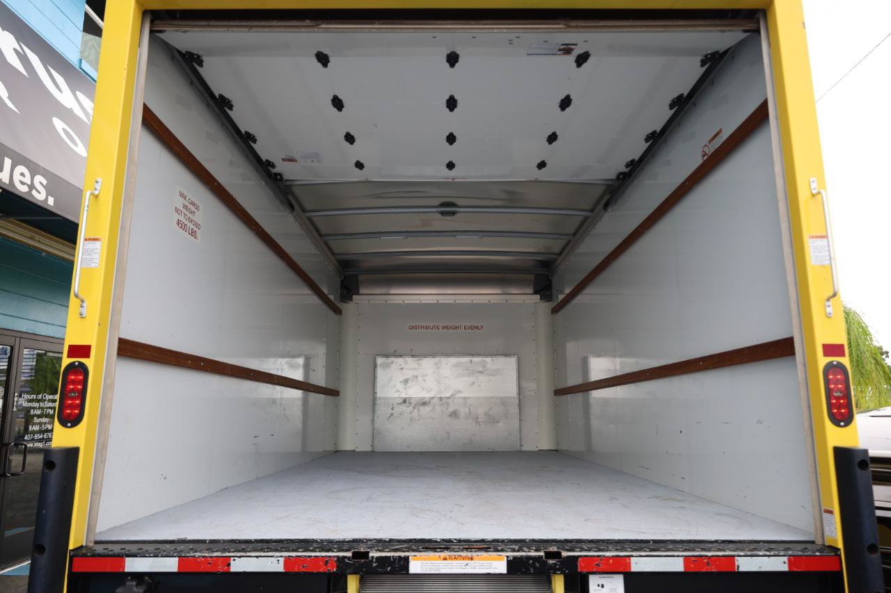 Used 2022 Ford E-350 and Econoline 350 Super Duty w/ Power Windows & Locks Group RWD image 10