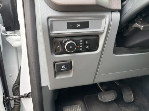 Used 2025 Ford F150 XLT w/ Equipment Group 301A Standard AWD/4WD image 20