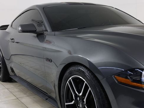 Used 2018 Ford Mustang GT Premium RWD image 33