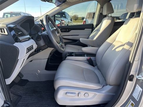 Used 2024 Honda Odyssey Touring image 10