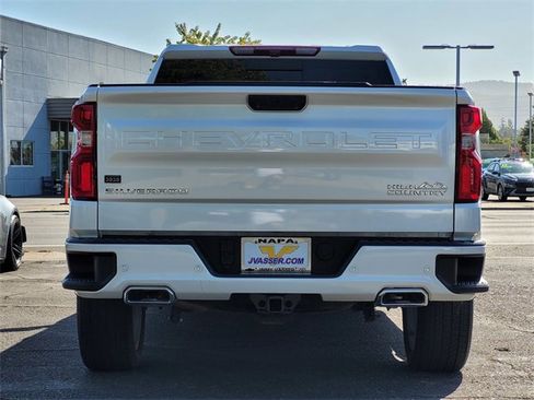 Used 2023 Chevrolet Silverado 1500 High Country w/ High Country Premium Package image 7