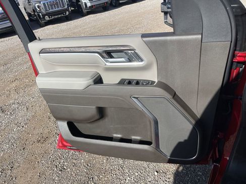 New 2026 GMC Sierra 2500 SLT AWD/4WD image 21