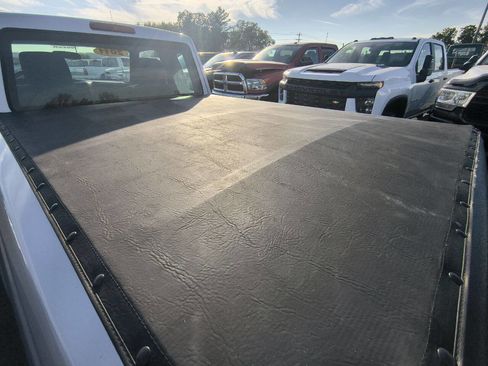 Used 2011 Ford Ranger XLT image 8