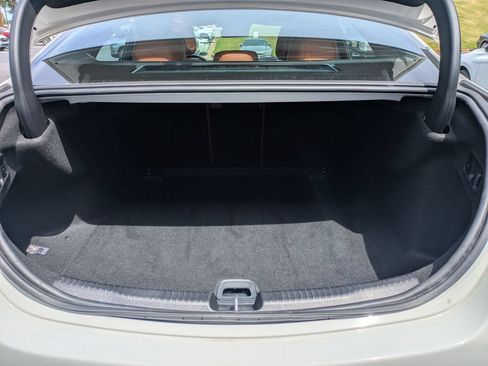 Used 2025 Mercedes-Benz C 300 4MATIC Sedan image 28