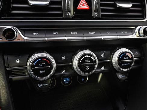 Used 2023 Genesis G70 2.0T w/ Sport Prestige Package image 32