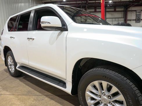 Used 2021 Lexus GX 460 Premium w/ Premium Package AWD/4WD image 37