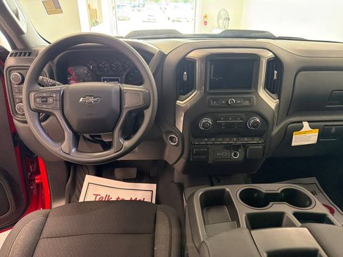 New 2026 Chevrolet Silverado 1500 Custom Trail Boss w/ LPO, Dark Essentials Package AWD/4WD image 16