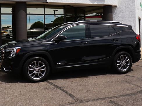 Used 2023 GMC Terrain SLT AWD/4WD image 7