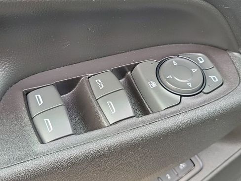 Used 2018 Chevrolet Equinox Premier AWD/4WD image 26