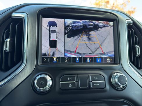 Used 2023 GMC Sierra 2500 Denali w/ Denali Ultimate Package image 21