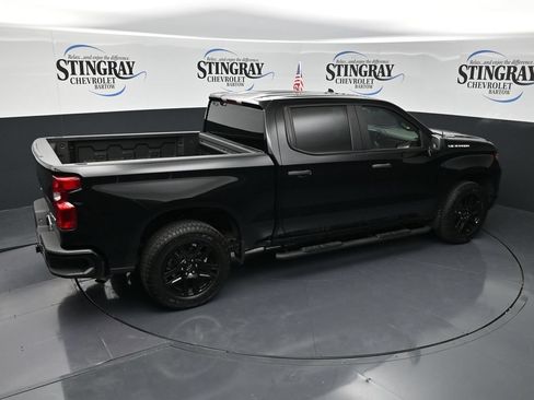 Certified 2025 Chevrolet Silverado 1500 Custom w/ LPO, Dark Essentials Package AWD/4WD image 27