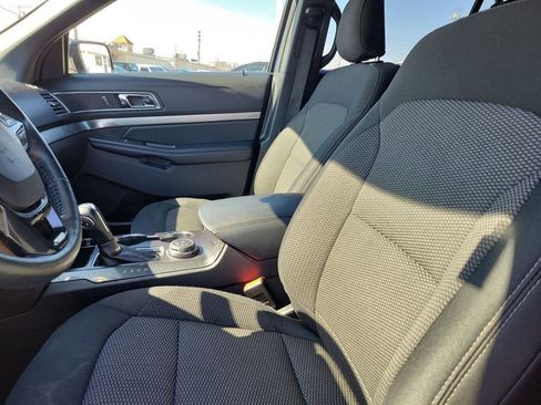 Used 2019 Ford Explorer XLT w/ Equipment Group 201A image 21
