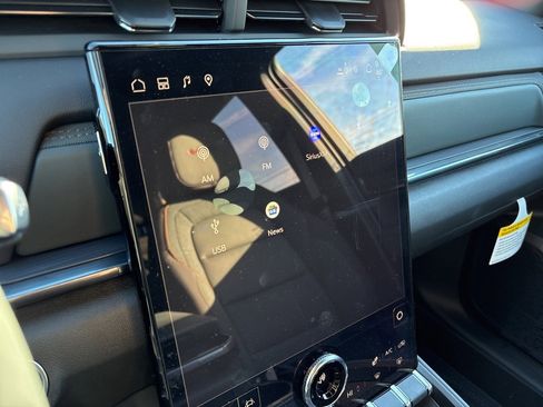 New 2026 GMC Terrain AT4 w/ LPO, Black Badging Package image 20