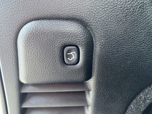 Certified 2019 Jeep Grand Cherokee Limited X image 13