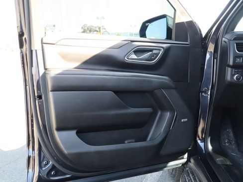 Used 2023 GMC Yukon XL AT4 w/ Max Trailering Package AWD/4WD image 17