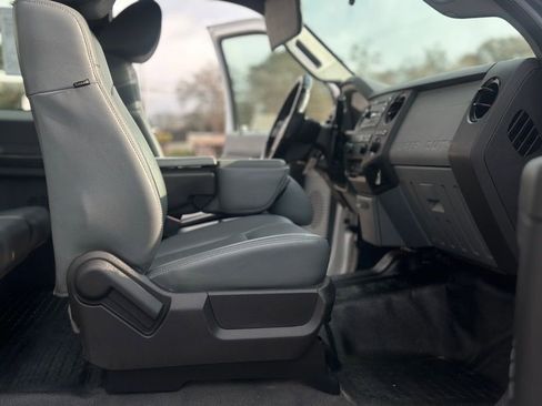 Used 2015 Ford F250 XL w/ Power Equipment Group image 22