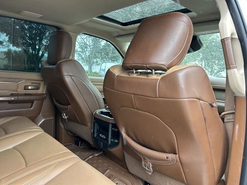 Used 2019 RAM 3500 Limited image 41