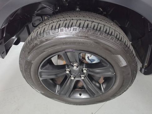 Used 2021 RAM 1500 Warlock w/ Luxury Group AWD/4WD image 9