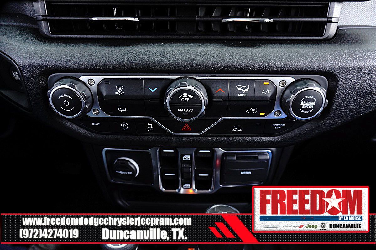 Used 2025 Jeep Gladiator Sport AWD/4WD image 25