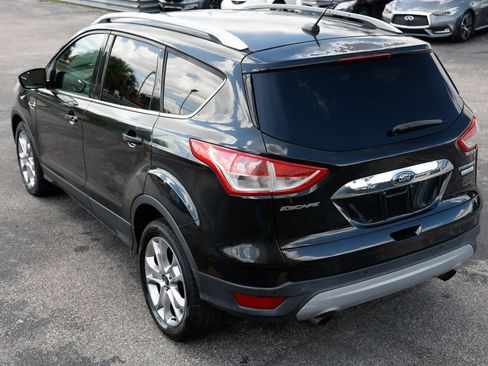 Used 2014 Ford Escape Titanium FWD image 4