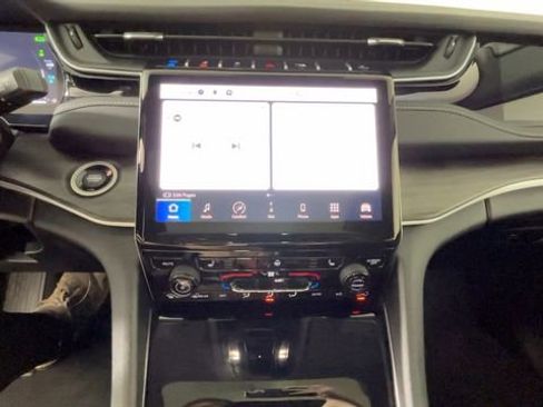 Used 2023 Jeep Grand Cherokee 4WD 4xe w/ MOPAR Finishing Package image 31
